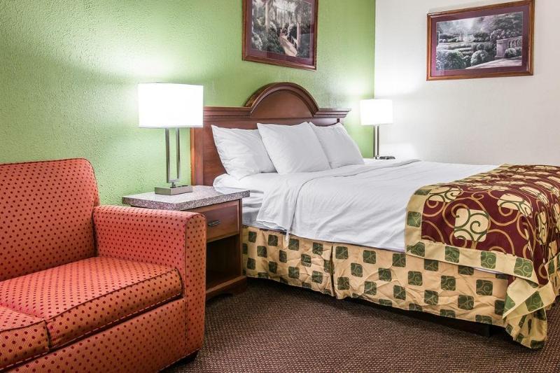 Four Points By Sheraton Hotel
