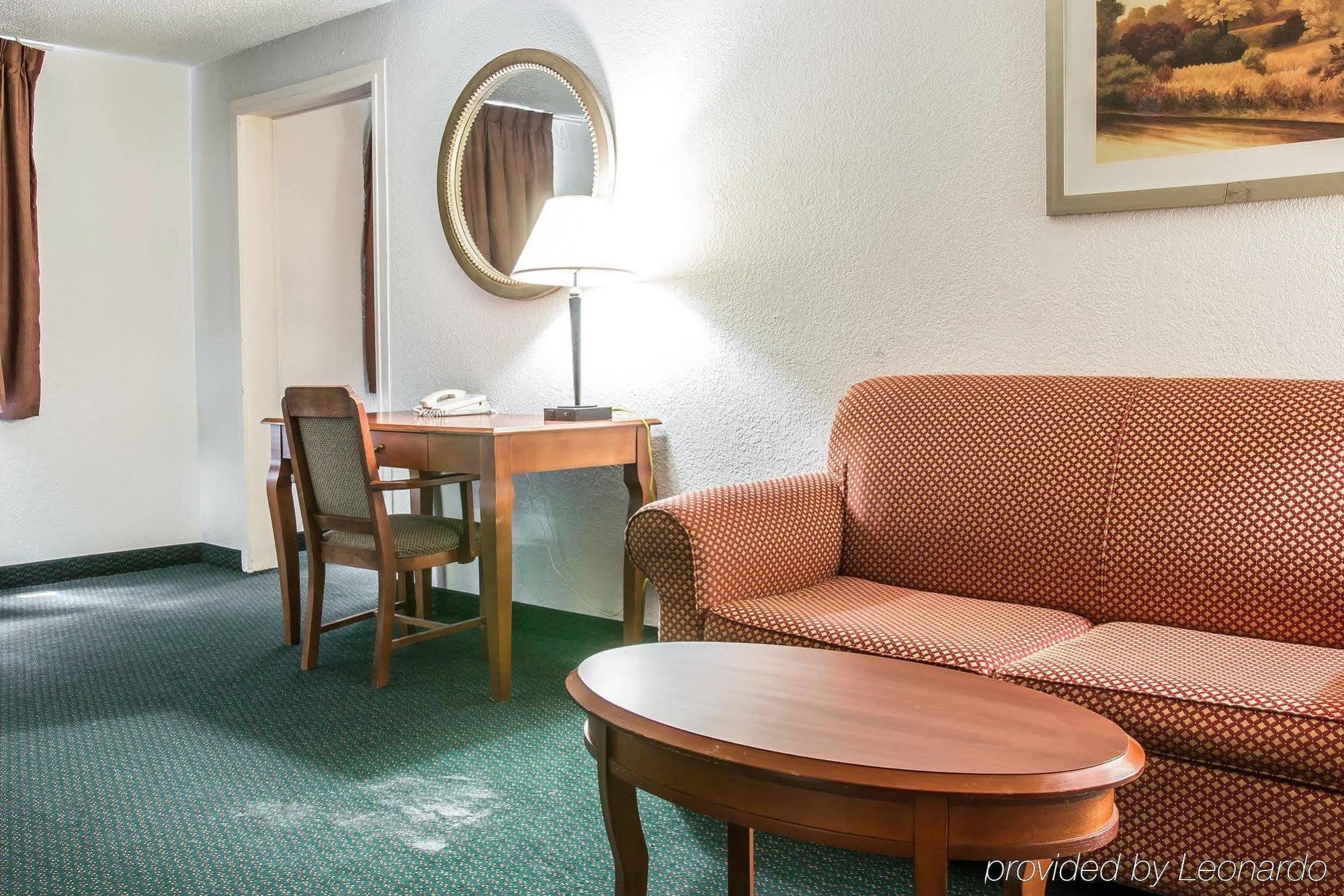 Econo Lodge