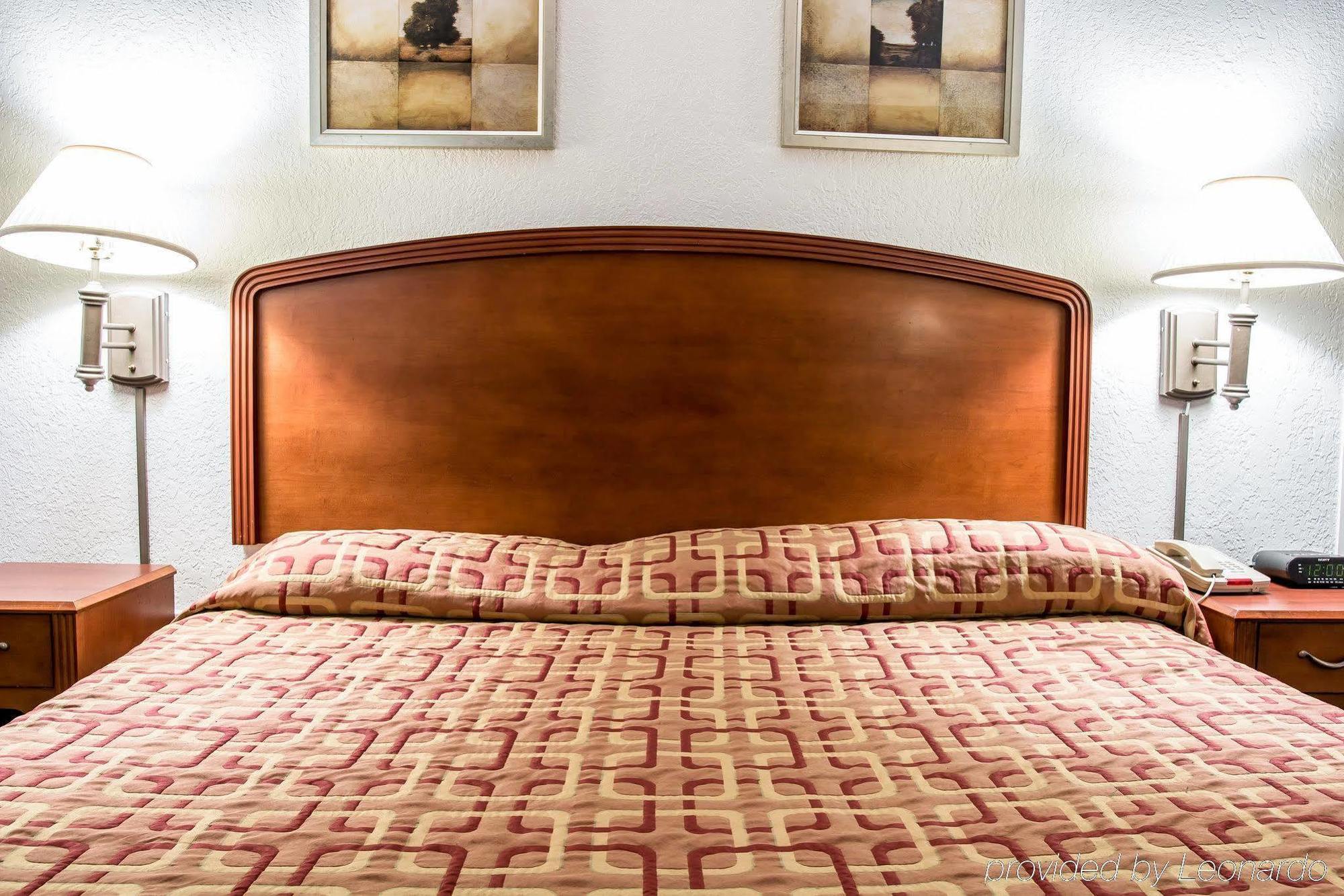 Lodge Econo