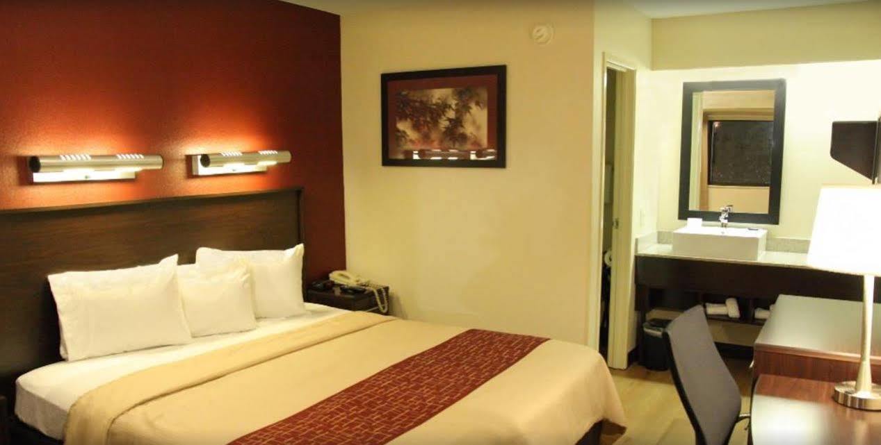 Inn Red Roof East - Expo Center 2*