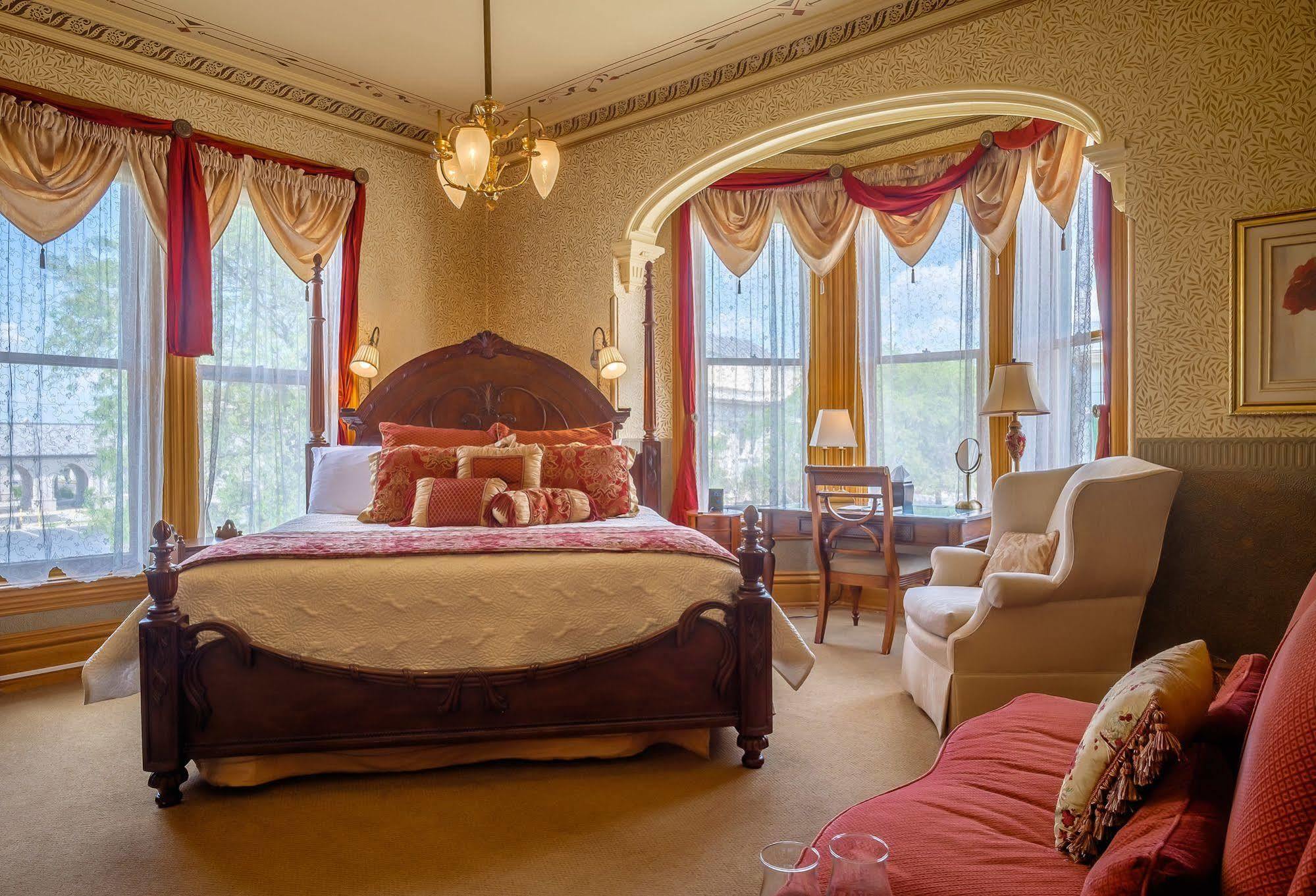House 5*