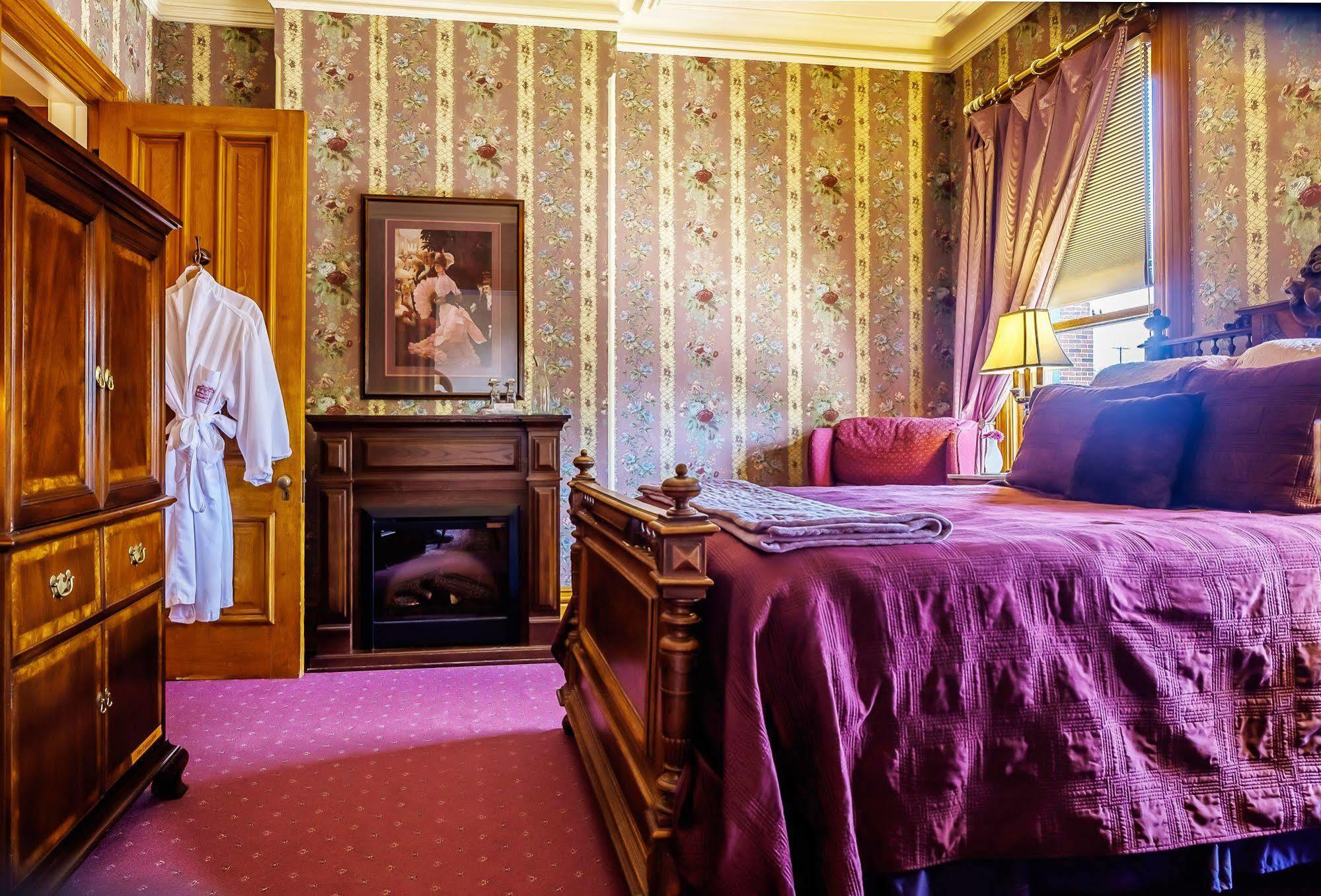 House Bed & Breakfast 5*