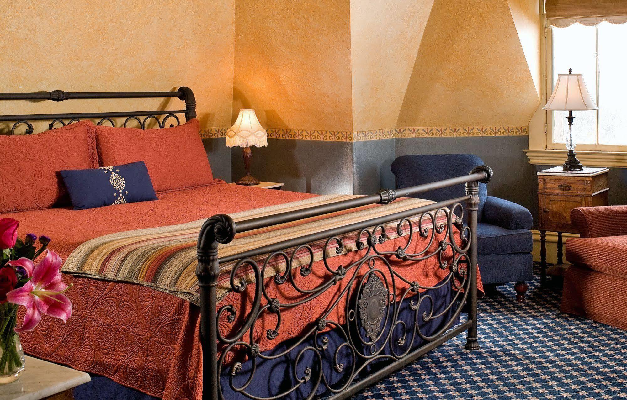 Bed & Breakfast House 5*