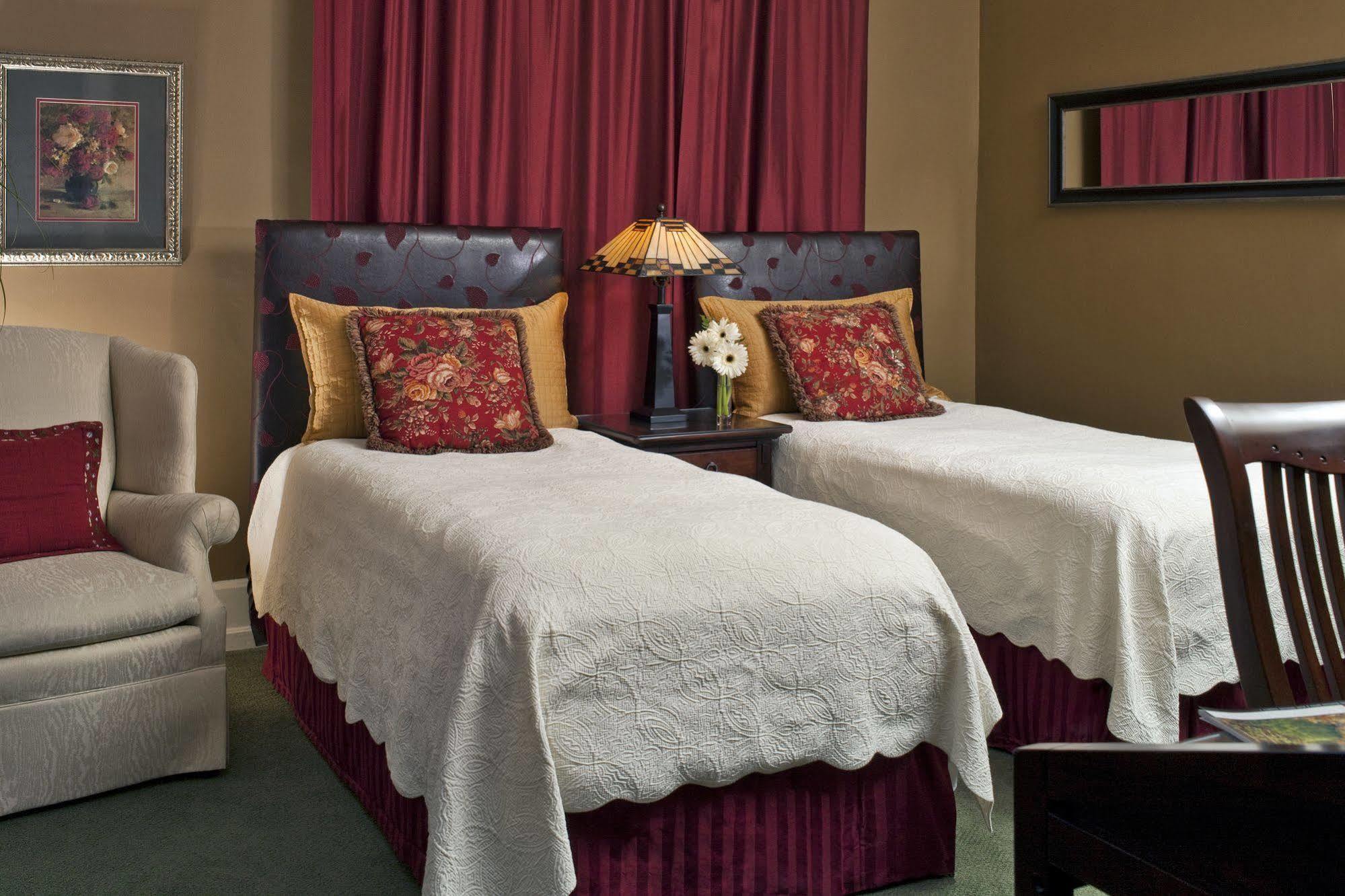 House Bed & Breakfast Kalamazoo