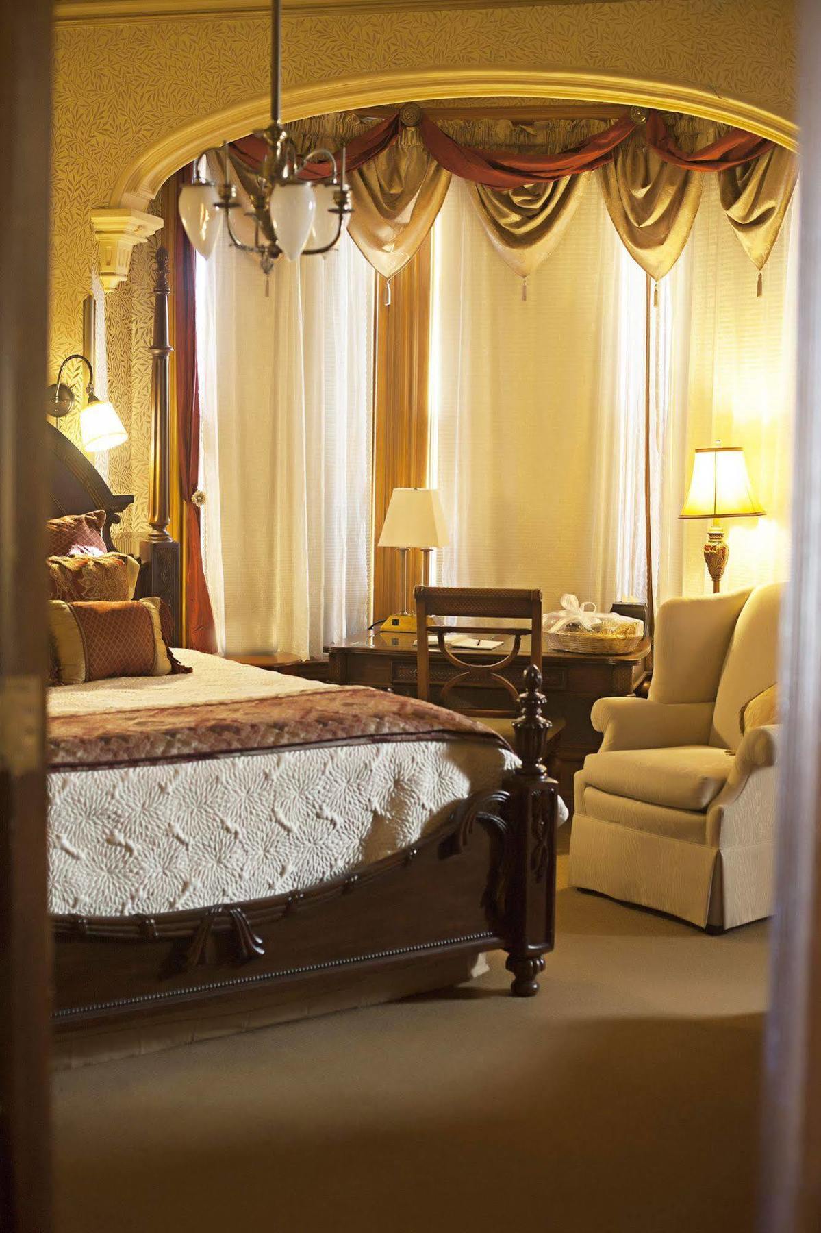 House Bed & Breakfast 5*