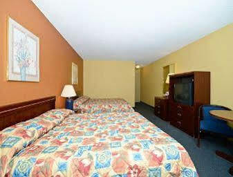 Days & By Wyndham Kalamazoo