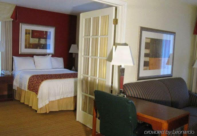 East Hotel 3*