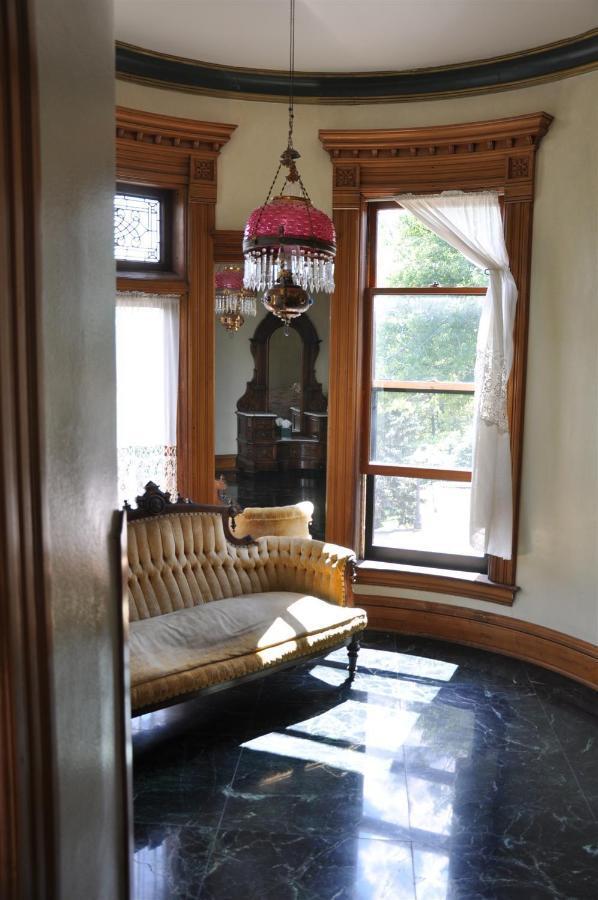 Bed & Breakfast Henderson Castle 3*
