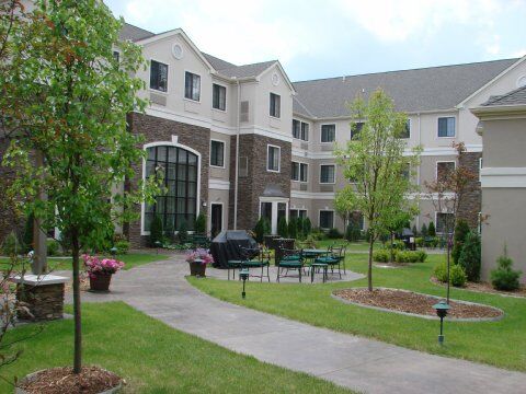 Staybridge By Ihg Hotel
