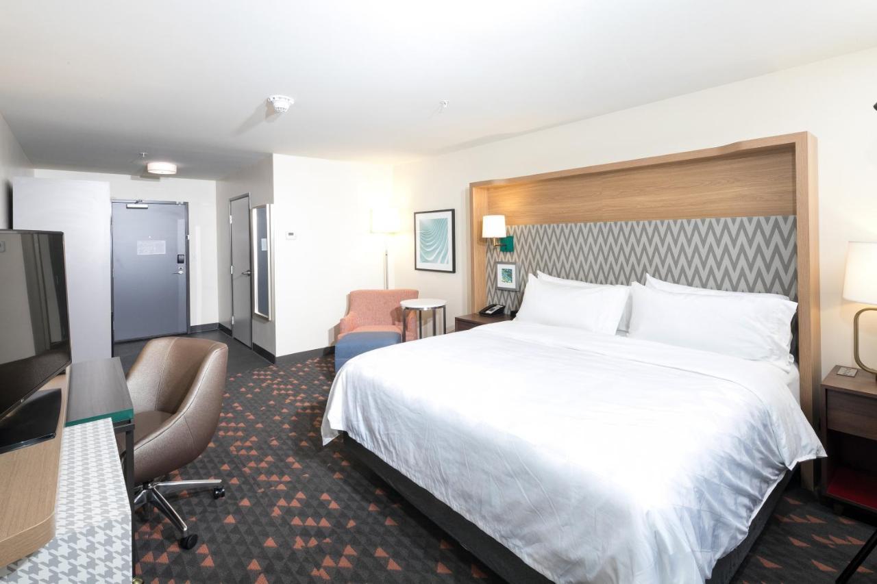 - West By Ihg Kalamazoo