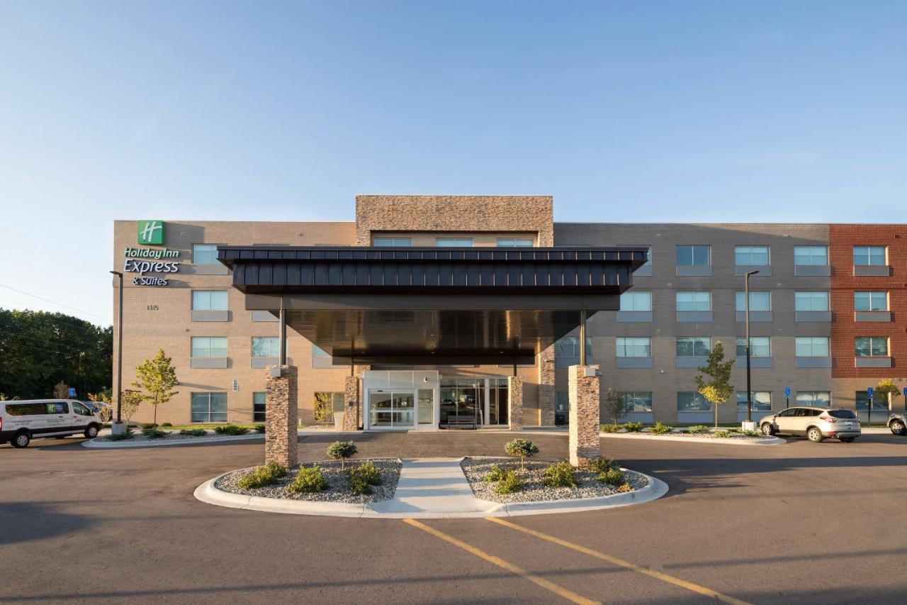 Express & - West By Ihg Hotel