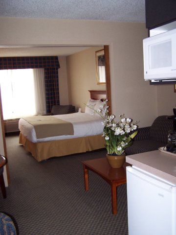 Express & Kalamazoo, An Ihg