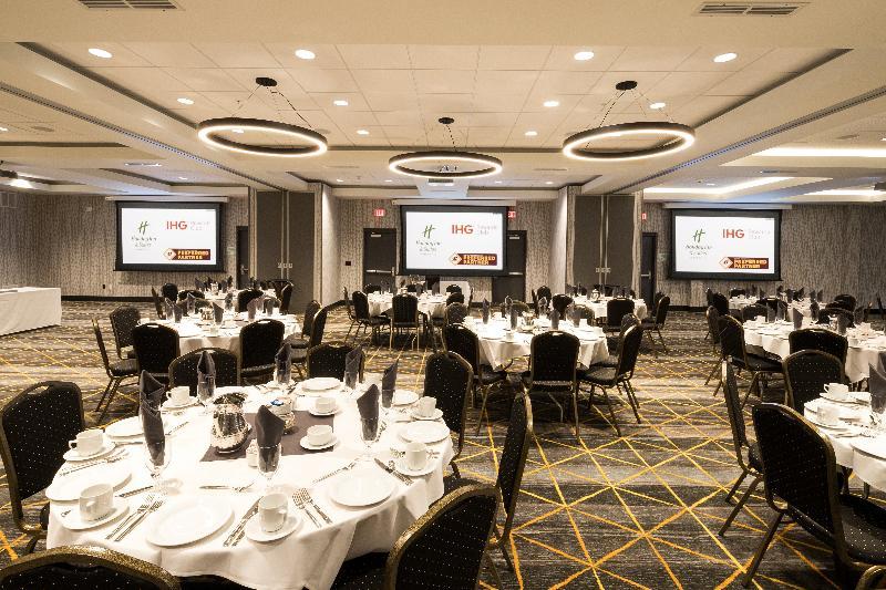 Delta By Marriott Conference Center Hotel 3*