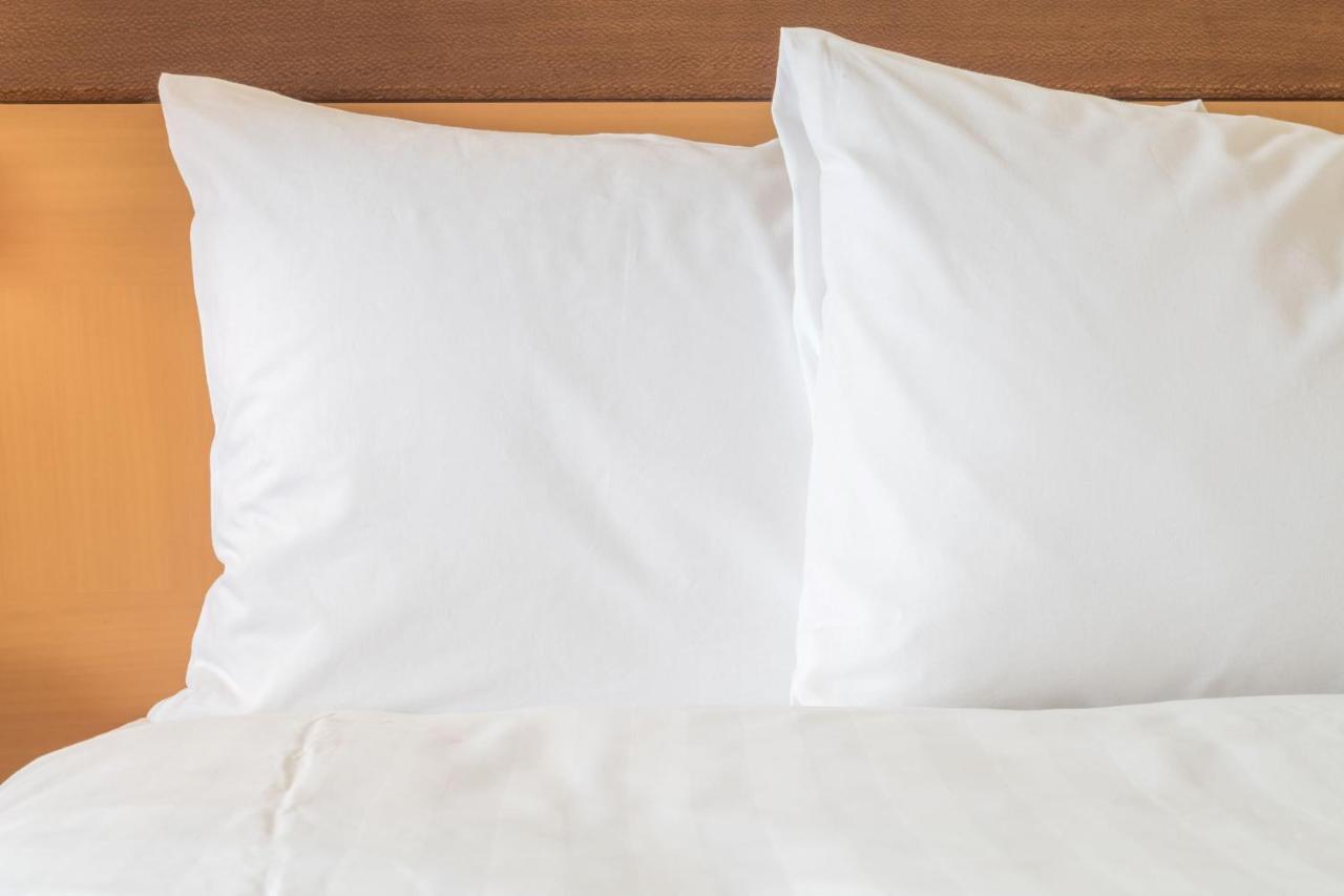 - West By Ihg Kalamazoo