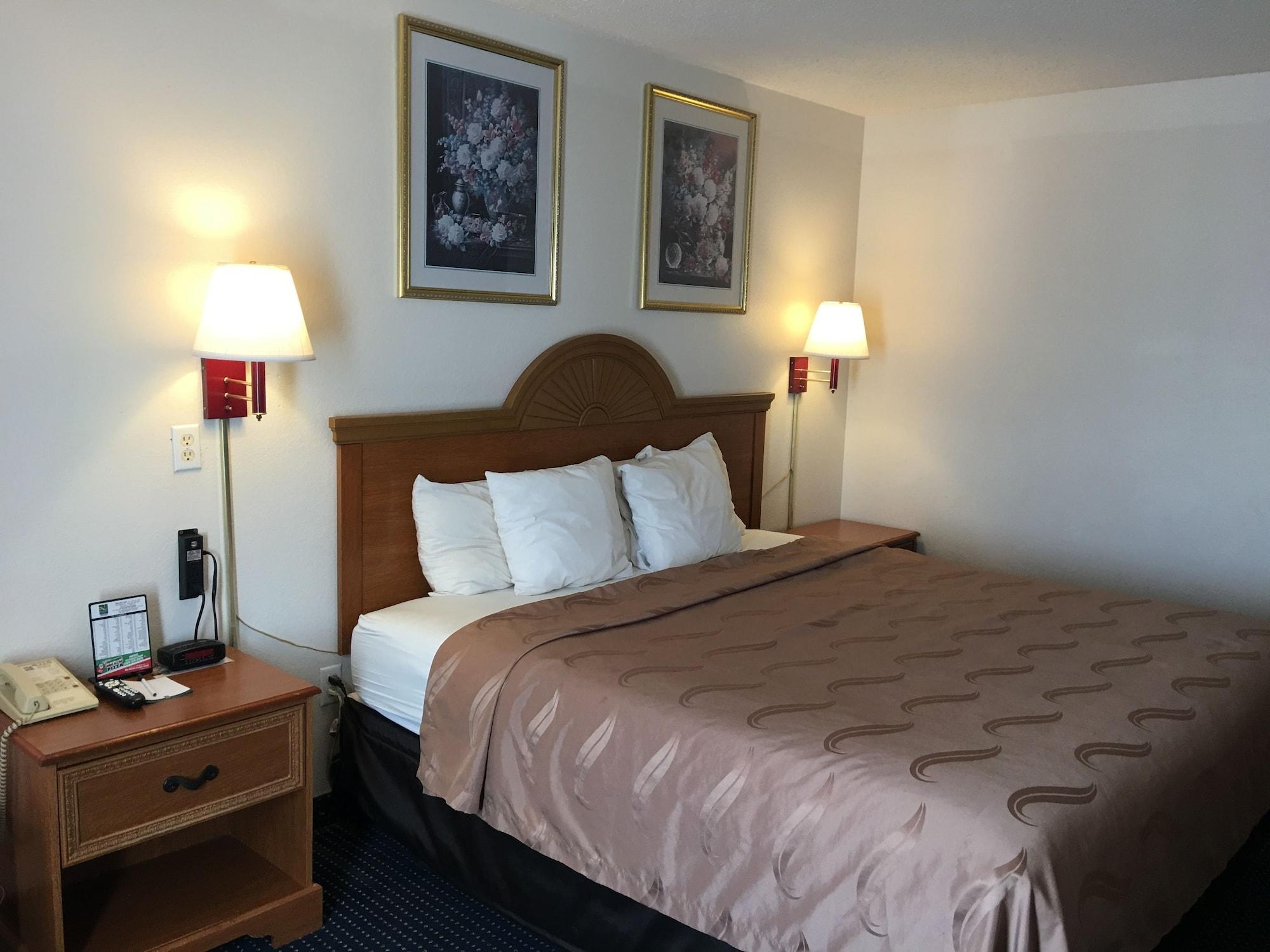 Inn Quality I-94 Near Wings Stadium 2*