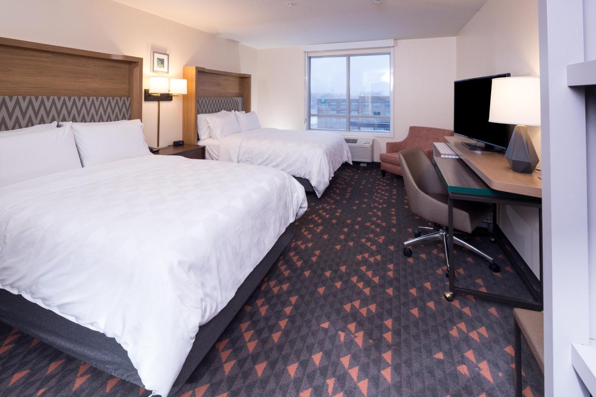 - West By Ihg Kalamazoo
